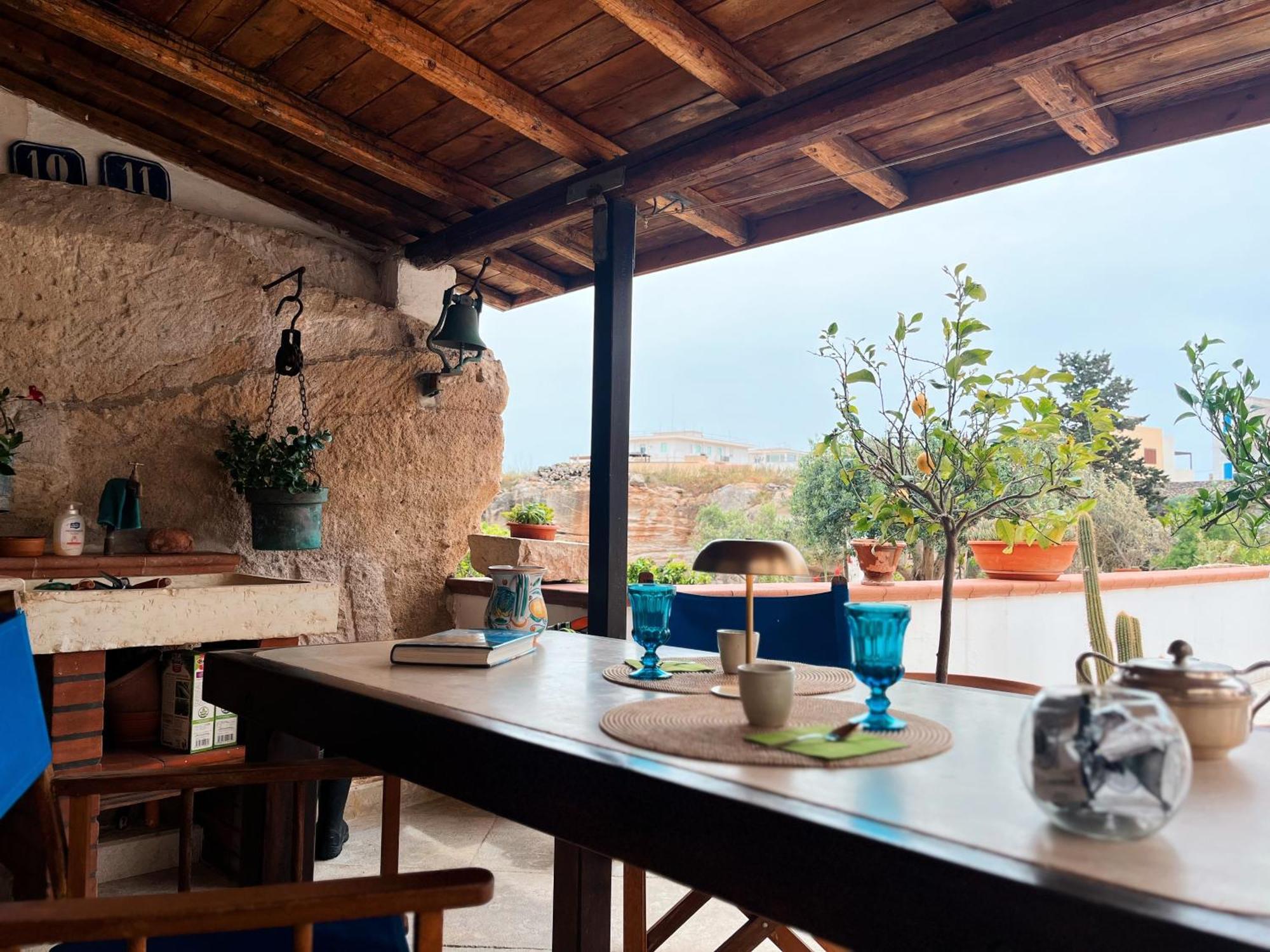 Il Cactus: Una Piccola Oasi In Paese Ilha de Ilha de Favignana Exterior foto